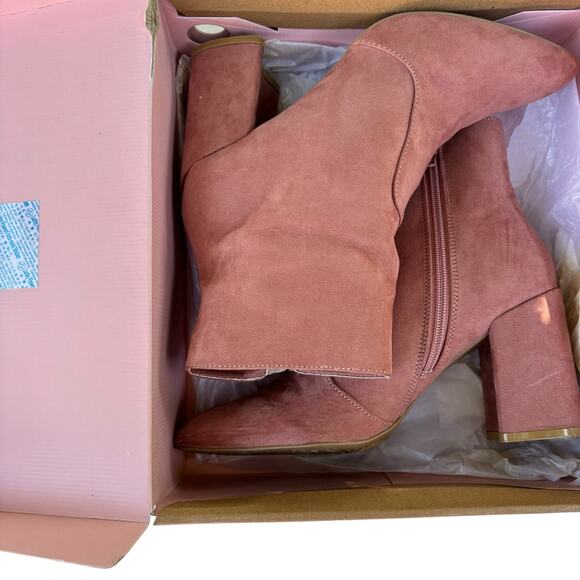 Charlotte Russe Mauve Suede Ankle Boots Size 8 Heeled Bootie - Picture 10 of 10